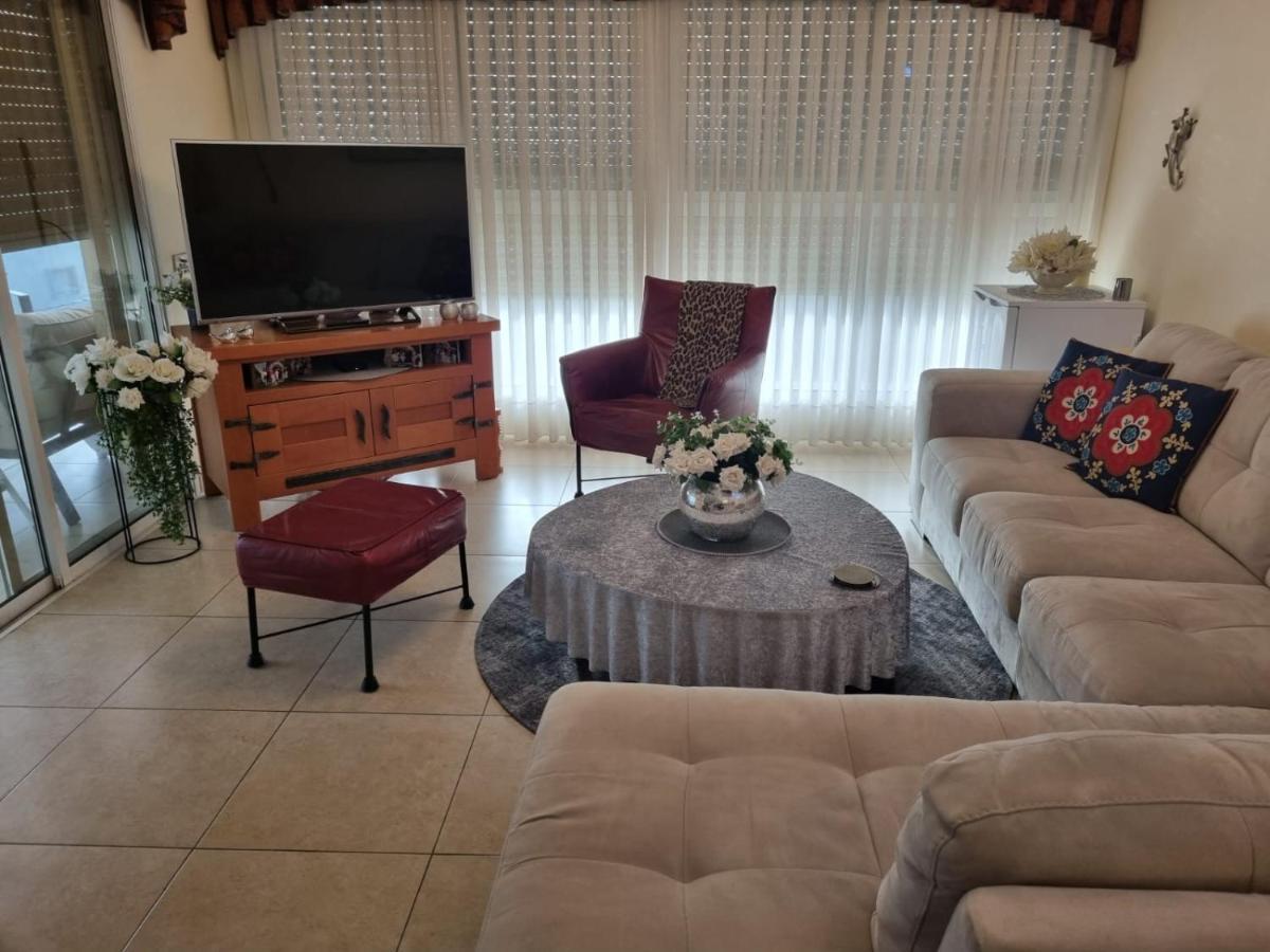 הבית בבלפור Nahariya Luaran gambar